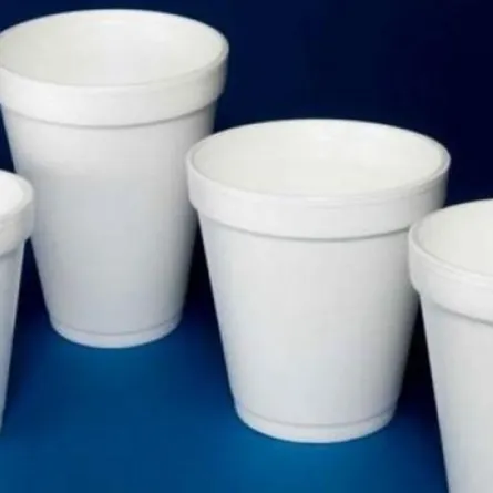 لا تشرب القهوة في أكواب الفلين.. وإليك السبب