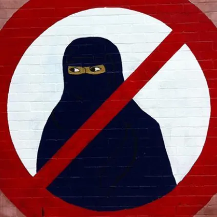 في بلجيكا.. حظر النقاب في الأماكن العامة