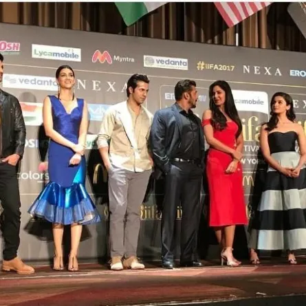بالصور: نجوم بوليوود الى مهرجان IIFA Awards 2017