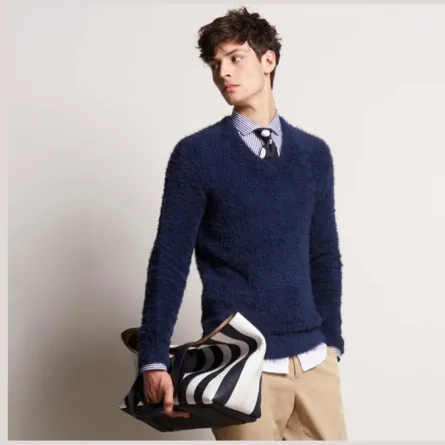 حقائب يد رجالية لأناقة عمليّة