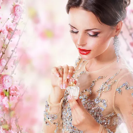 3 عطور صيفية تأسر حواس الشريك