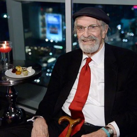 مارتن لانداو يفارق الحياة عن 89 عامًا