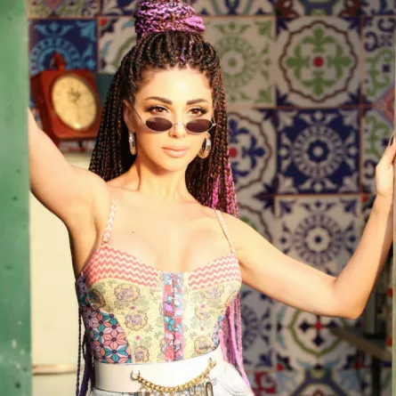 اطلالات جريئة للنجمات العربيات وفي المقدّمة ميريام فارس! 