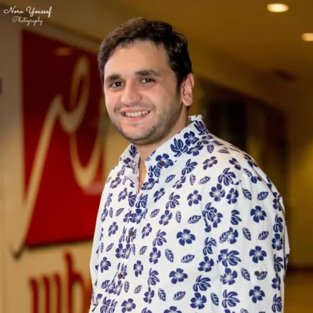 بالتفاصيل: مصطفى خاطر يعقد قرانه اليوم على عروس من خارج الوسط الفني