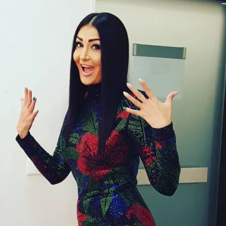 بمساعدة "رامبو": غادة عبد الرازق لن تعتزل التمثيل وتهجر "مواقع التواصل الاجتماعي"