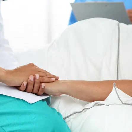 زوج يطلب من الطبيب إجهاض زوجته بأمر من المشعوذ!