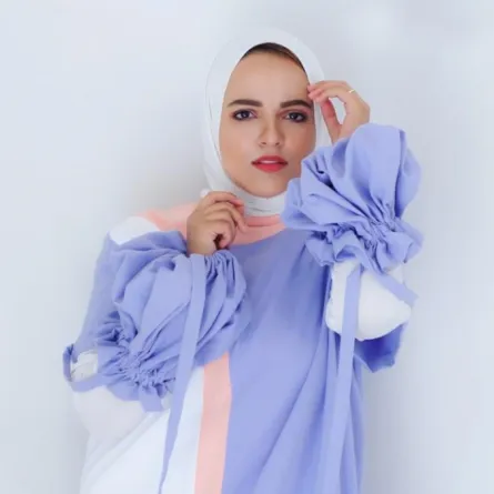 الفاشينيستا سحر فؤاد ملهمة باطلالات فرحة