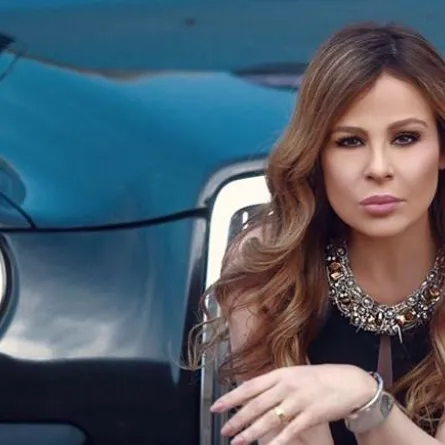  كارول سماحة وابنتها تالا  تمضيان الإجازة في الساحل الشمالي