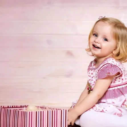 تعرَّف على السبب الذي جعل عروض العمل تنهال على طفلة؟