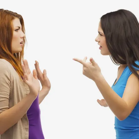 صديقتك تستعير الأشياء بدون رجعة أو تتلفها؟