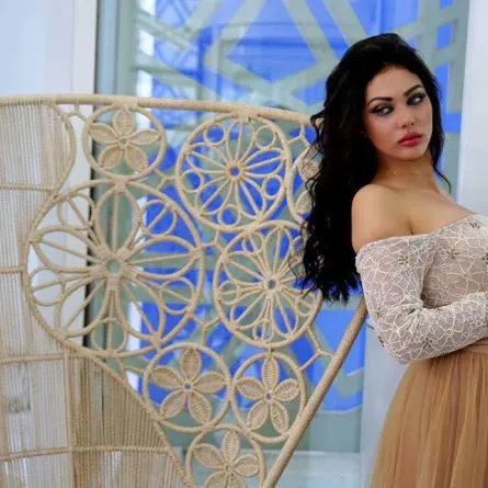 ابتسام تسكت تلتقي جمهورها بمهرجان أسبوع الجمل