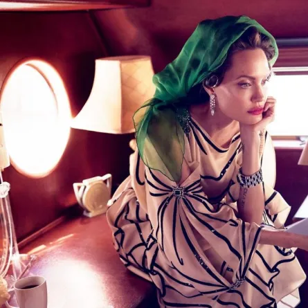 أنجلينا جولي تتحدث عن حياتها بعد الطلاق للمرة الأولى