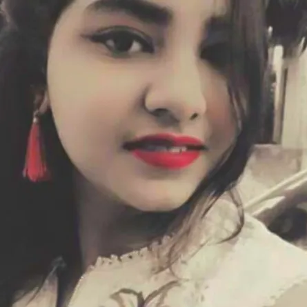 بالفيديو .. سقوط مأسوي لطالبة من الطابق السادس