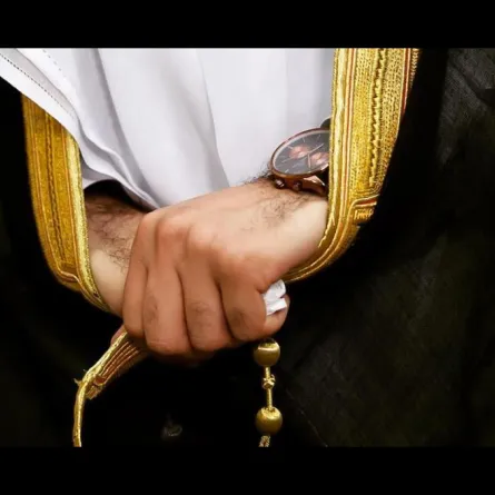 فيديو.. أغرب زفة سعودية على سيارة "تريلا"