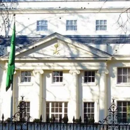 السفارة السعودية في لندن تحذر من الإعتداءات بالأسيد الحارق