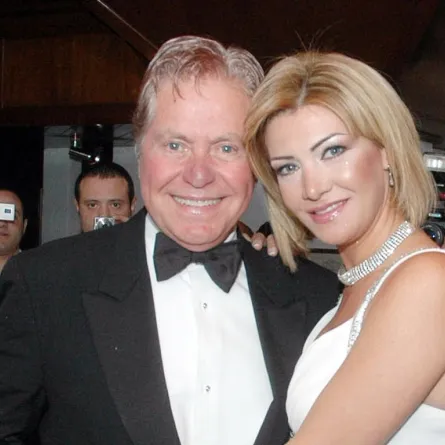 خاص: سر الحكم على حسين فهمي بالدولار كمؤخر صداق لصالح لقاء سويدان