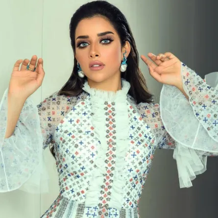 بلقيس فتحي تتخلى عن أنوثتها مُقابل اطلالة ذكورية!