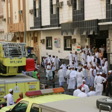 حريق في بناية يقطنها حجاج الهند ولا إصابات