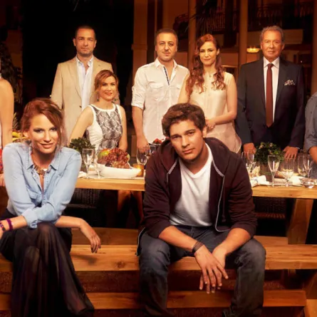 المسلسل التركي مد جزر يخطف الأضواء بعد عامين على انتهائه والسبب؟