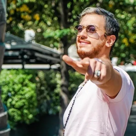 سعد لمجرد يطلق أغنيته الجديدة فهل توجّه بها إلى الشامتين؟