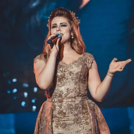 في حفل مشترك بمهرجان قرطاج: أماني السويسي غاضبة و مستاءة من أيمن لسيق.. لماذا؟