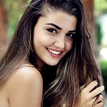 لأجل هاندة أرتشيل الممثل التركي تولغاهان سايشمان اتّخذ هذا القرار