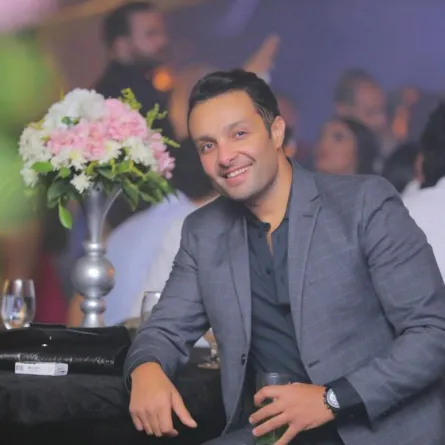 بالصور:  شقيق ياسمين عبد العزيز يوضح حقيقة تحرشه بخدعة