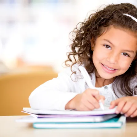 طفل برج الأسد في الصفوف الدِّراسيَّة!