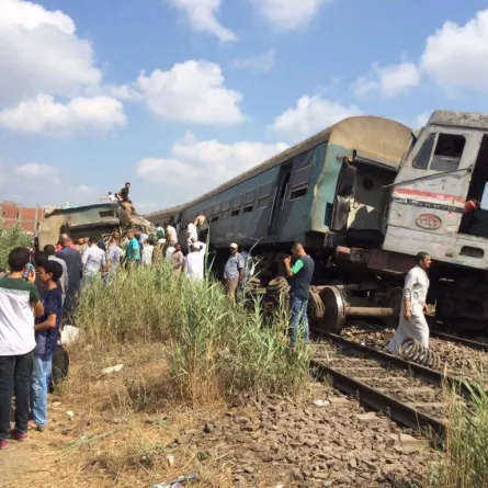 وفاة مستشار وزير النقل المصري
بسبب مشاهدته حادث تصادم قطاري الإسكندرية