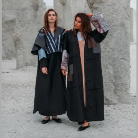 عبايات بـ تصاميم شبابية لـ بنات الجامعة 