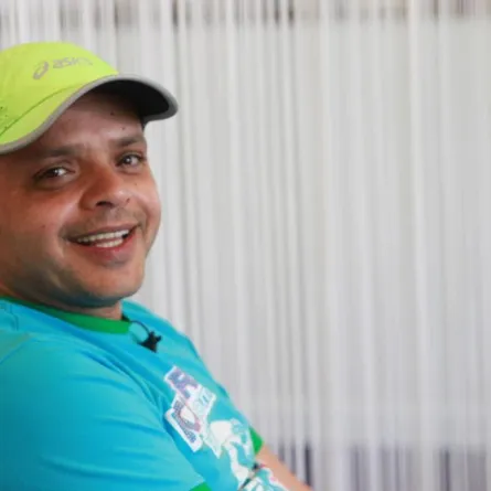 هل يرد أحمد السقا الجميل لــ محمد هنيدي؟