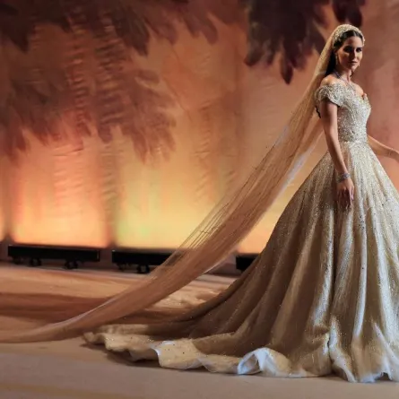 صوّتي لـ صاحبة أجمل فستان زفاف بين مدونات الموضة