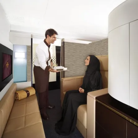 صور عن الترف في مقصورات الدرجة الأولى