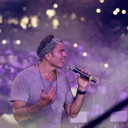 لأول مرة: نفاذ نسخ ألبوم "معدي الناس" في خمسة أيام