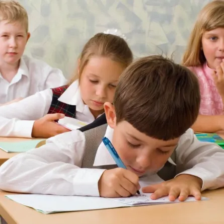 طفل برج الميزان والمدرسة!