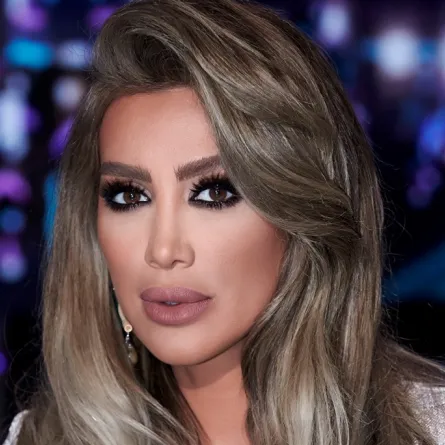 بعد الـ كارداشيان .. مايا دياب تستنسخ اطلالات بيلا حديد!