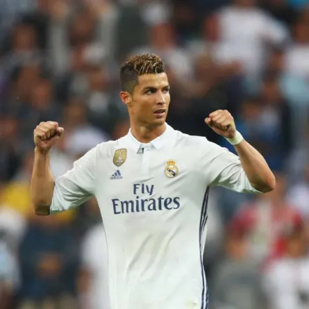 صورة عائلية جديدة تجمع رونالدو بأطفاله