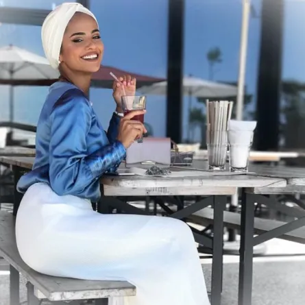 الفاشينيستا زينب حمود ناعمة في اطلالاتها 