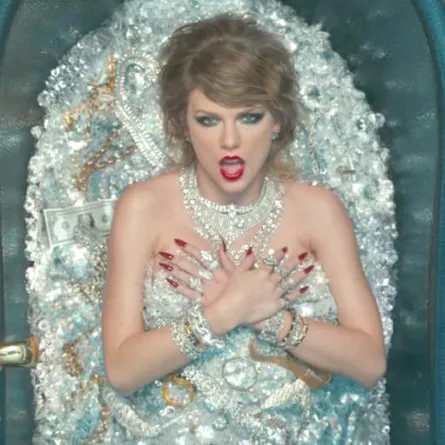 تايلور سويفت تحطم رقم أديل القياسي
