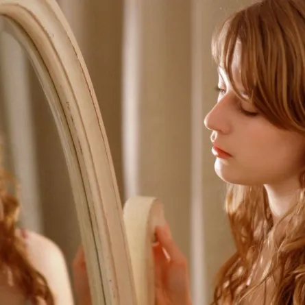 للنساء فقط.. وجهك يحدد مستقبلك