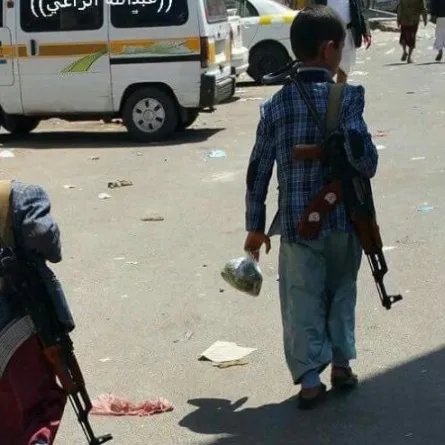 طفل يمني يقتل 5 أشخاص في خلاف على بئر ماء