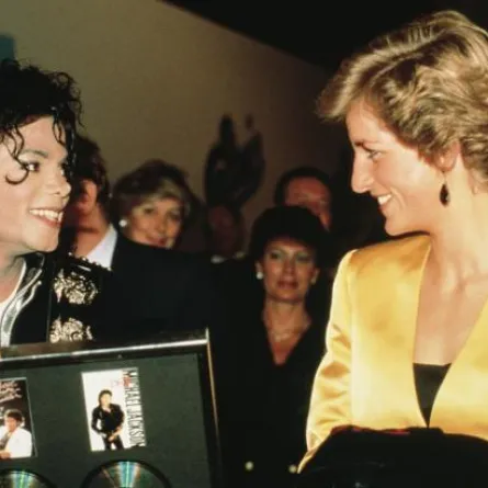 مفاجأة.. مايكل جاكسون أُغرم بالأميرة ديانا وأراد الزواج بها!