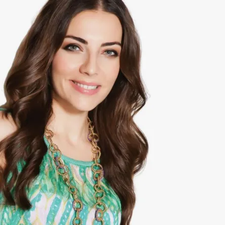 بورجو كارا أماً للمرة الأولى في سن الـ37