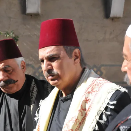 باب الحارة يغلق أبوابه والسبب؟