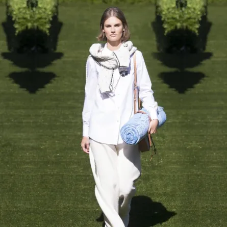 اسبوع الموضة في نيويورك: عرض توري بورش لـربيع 2018