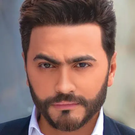 بالصور: تامر حسني يحذر جمهوره من النصب باسمه .. والردود صادمة جداً!!