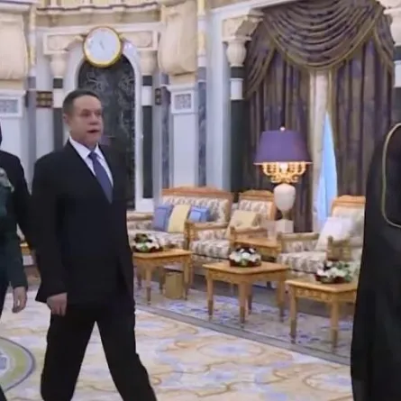 ماريا زاخروفا ترتدي الحجاب