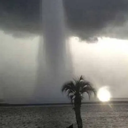 ترامب يعلن فلوريدا "منطقة كوارث كبرى".. و"إيرما" من الأعاصير الأعلى كلفة في التاريخ