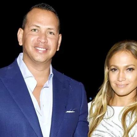 جنيفر لوبيز: أليكس رودريغيز هو علاقتي الجيدة الأولى