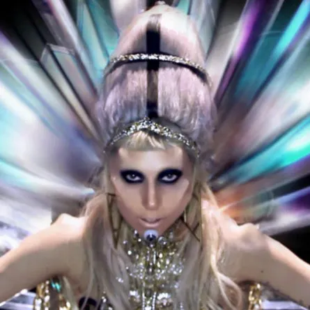 الليدي غاغا تعتزل الفن مؤقتاً